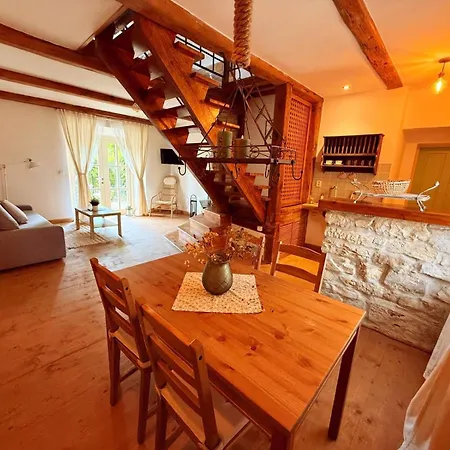 Statek Bed & Breakfast 3*